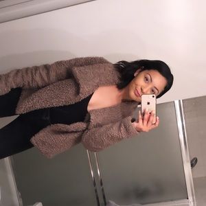 Meet your Posher, Kaitlen